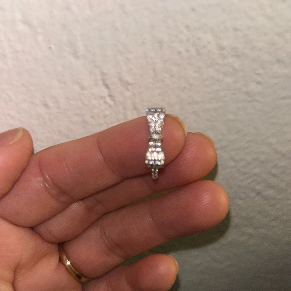 Elegant Silver Bow Women's Ring Sz 7